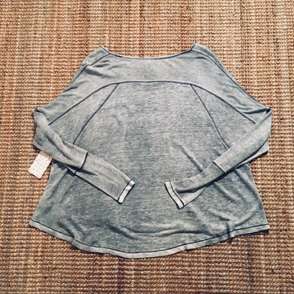 NWT FREE PEOPLE BLACK/GRAY LIGHT SWING TOP - Picture 2 of 5